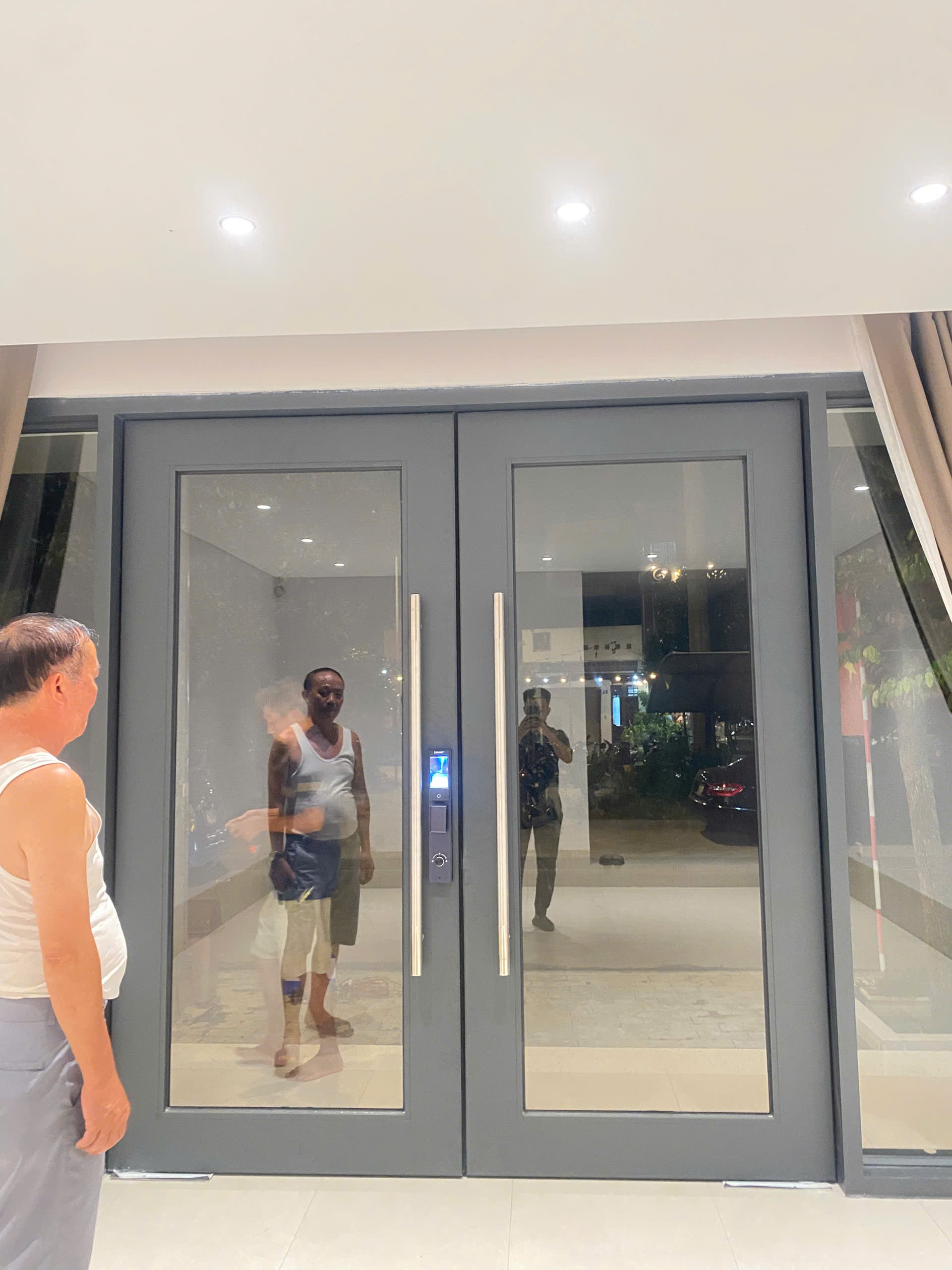 z6917483432865_77a86058b476dbfe03c65c68460072c3